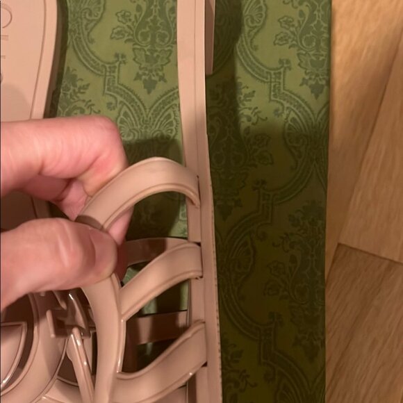 Gucci Light Beige Interlocking G Slide Sandal - Picture 3 of 4